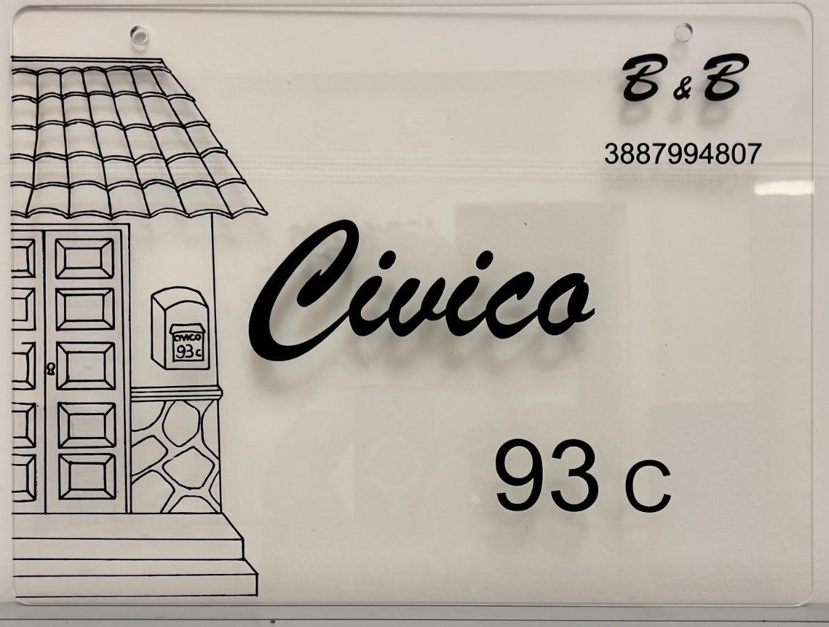 Civico 93 C *